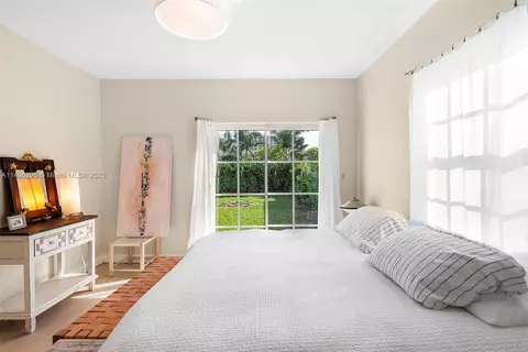8835 Byron Ave, Surfside, FL 33154 photo 20