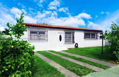 6821 SW 3rd St, Miami, FL 33144