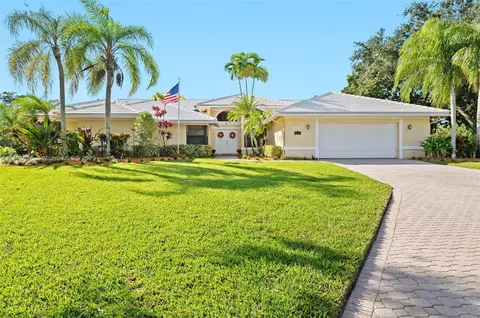 11960 SW 43rd St, Davie, FL 33330