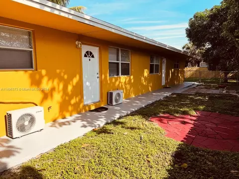 1026 NW 7th Ter, Fort Lauderdale, FL 33311