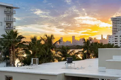 1658 Bay Rd #504, Miami Beach, FL 33139