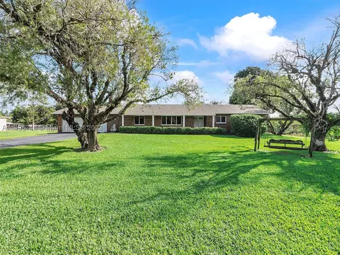 4900 SW 163rd Ave, Southwest Ranches, FL 33331