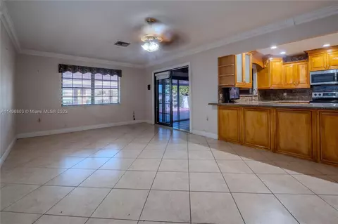 5860 W 3rd Ln, Hialeah, FL 33012 photo 6