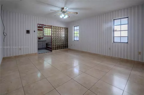 5860 W 3rd Ln, Hialeah, FL 33012 photo 9