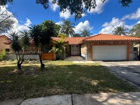 20030 NW 65th Ct, Hialeah, FL 33015