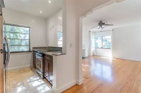 1051 Michigan Ave #4, Miami Beach, FL 33139