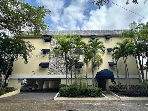 427 Santander Ave #203, Coral Gables, FL 33134