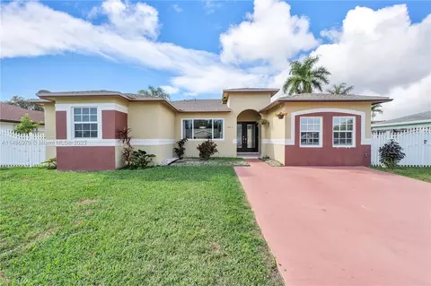 19610 SW 123rd Ct, Miami, FL 33177