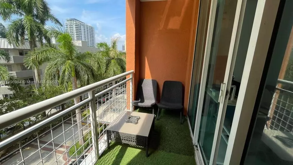  2000 N Bayshore Dr #409, Miami, FL 33137 photo 10