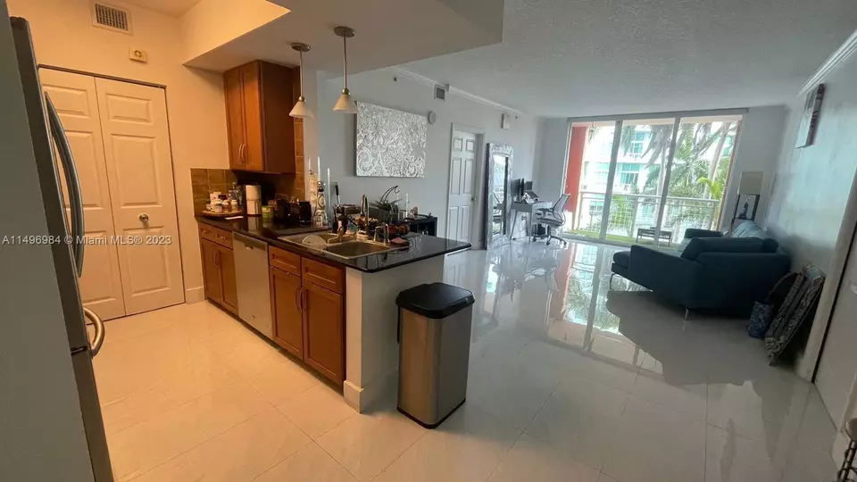  2000 N Bayshore Dr #409, Miami, FL 33137 photo 5