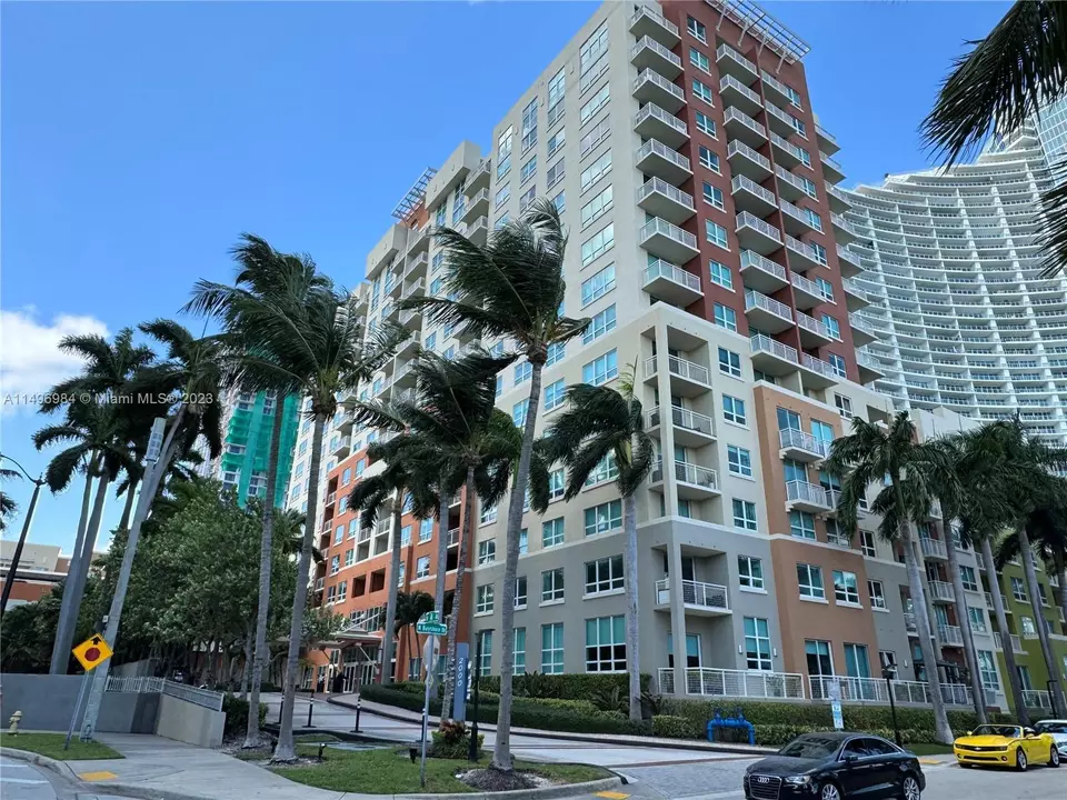  2000 N Bayshore Dr #409, Miami, FL 33137 photo 25