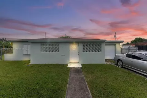 14720 Polk St, Miami, FL 33176