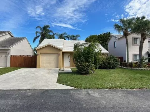 6021 Strawberry Fields Way, Lake Worth, FL 33463