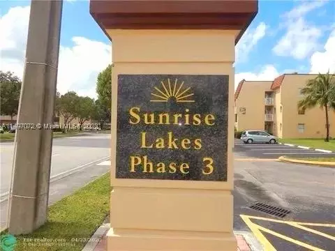 9621 Sunrise Lakes Blvd #307, Sunrise, FL 33322