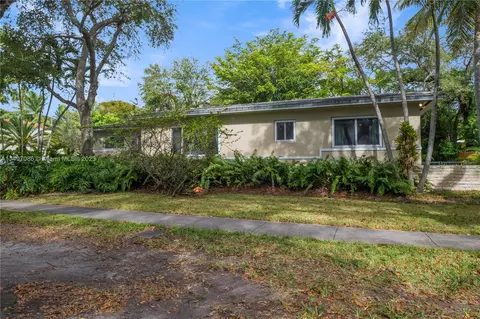 445 Minorca Ave, Coral Gables, FL 33134 photo 6
