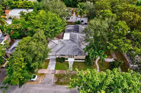 445 Minorca Ave, Coral Gables, FL 33134 photo 7