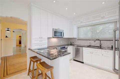 445 Minorca Ave, Coral Gables, FL 33134 photo 18