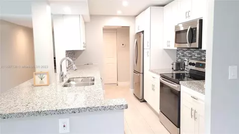 7051 Environ Blvd #234, Lauderhill, FL 33319