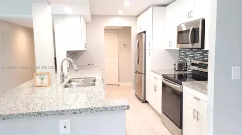 7051 Environ Blvd #234, Lauderhill, FL 33319