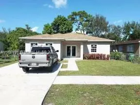 1325 Sesame St, Opa Locka, FL 33054