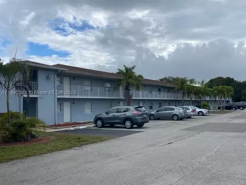 617 Ixoria Ave #29, Fort Pierce, FL 34982