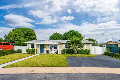 661 SW 11th Dr, Deerfield Beach, FL 33441