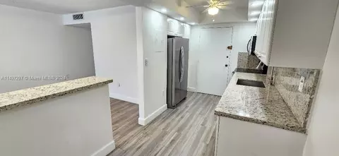 18051 Biscayne Blvd #802, Aventura, FL 33160