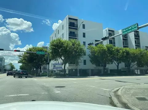 4400 W 16th Ave #328, Hialeah, FL 33012