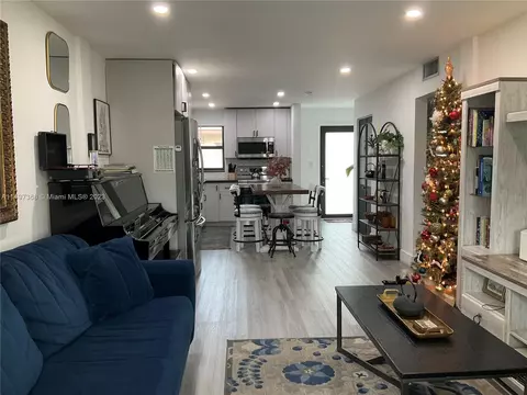 3800 Palm Ave #219, Hialeah, FL 33012