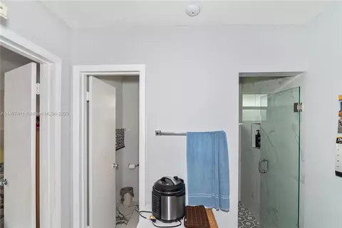 690 W 80th St, Hialeah, FL 33014 photo 26