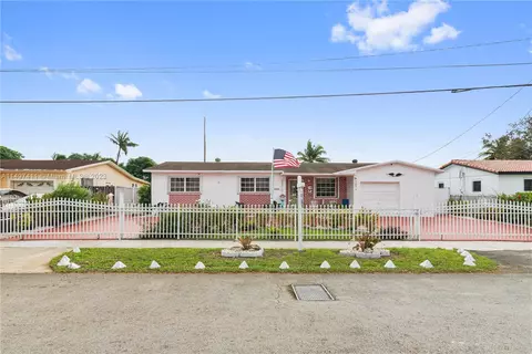 690 W 80th St, Hialeah, FL 33014 photo 6
