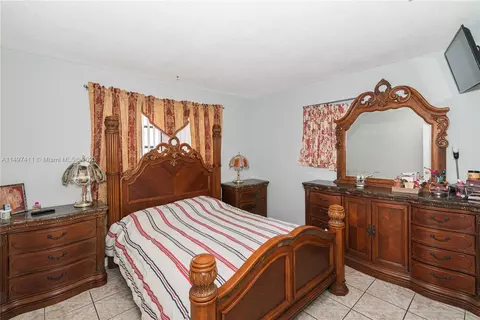 690 W 80th St, Hialeah, FL 33014 photo 20