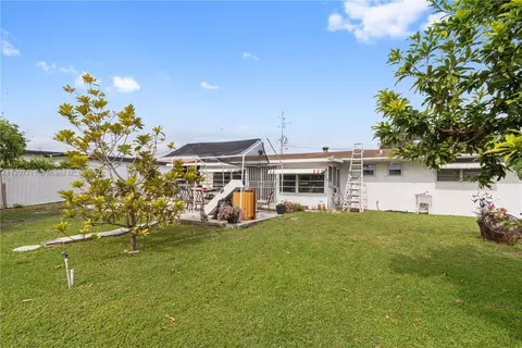 690 W 80th St, Hialeah, FL 33014 photo 32