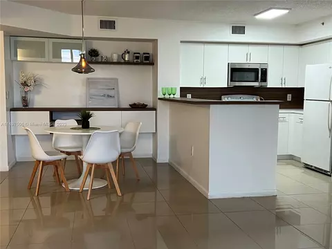 2091 Renaissance Blvd #204, Miramar, FL 33025