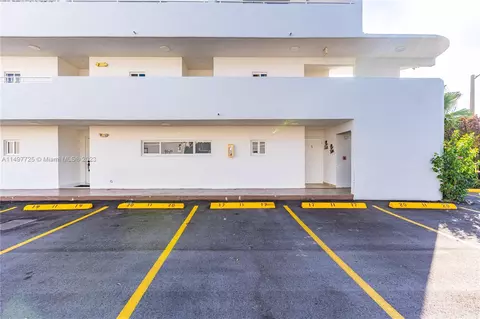 5611 W 25th Ct #20-A, Hialeah, FL 33016