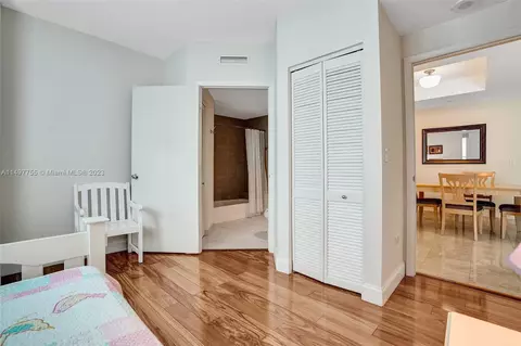 801 Brickell Key Blvd #1804, Miami, FL 33131 photo 25