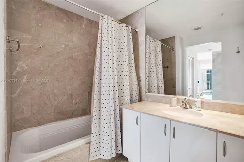 801 Brickell Key Blvd #1804, Miami, FL 33131 photo 32