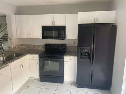 380 NW 85th Pl #1402, Miami, FL 33126