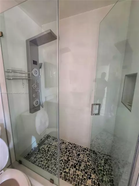 806 W 79th Pl #806, Hialeah, FL 33014 photo 4