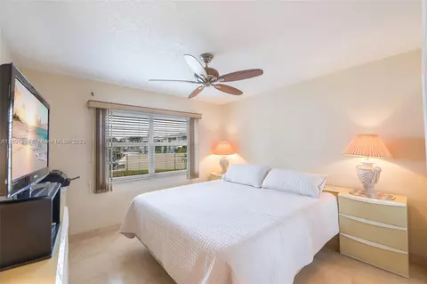 700 Pine Dr #110, Pompano Beach, FL 33060 photo 9