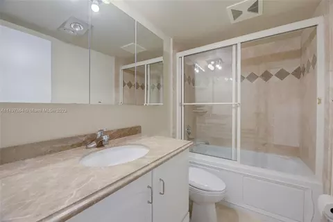 700 Pine Dr #110, Pompano Beach, FL 33060 photo 12