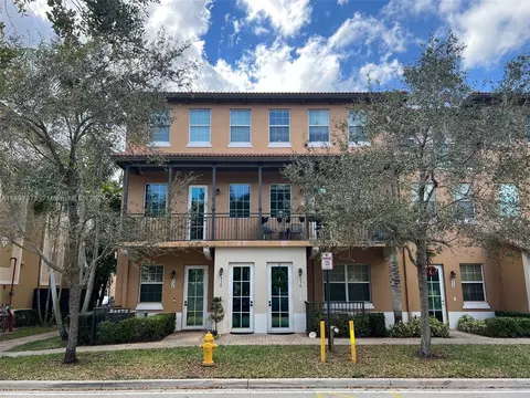 936 SW 147th Ave #2903, Pembroke Pines, FL 33027