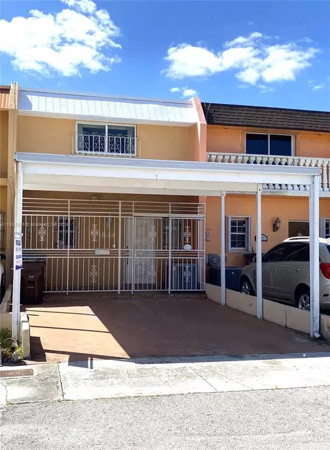 1834 W 72nd Pl, Hialeah, FL 33014