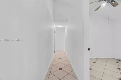 Undisclosed, Hialeah, FL 33015 photo 20