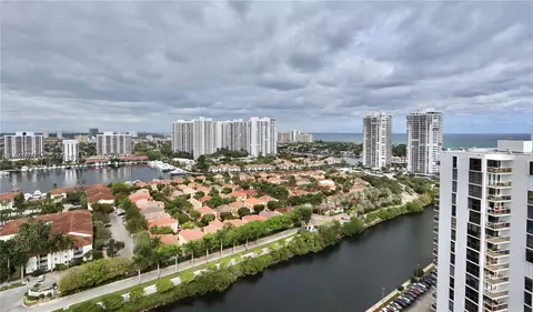 3675 N Country Club Dr #2501, Aventura, FL 33180