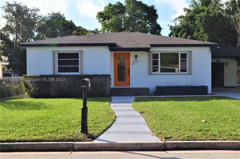 1601 N 16th Ave N, Lake Worth, FL 33460