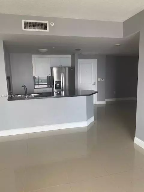 1250 S Miami Ave #2305, Miami, FL 33130