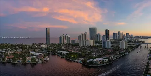 19707 Turnberry Way #28G, Aventura, FL 33180