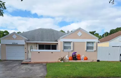 10541 SW 207th St, Cutler Bay, FL 33189