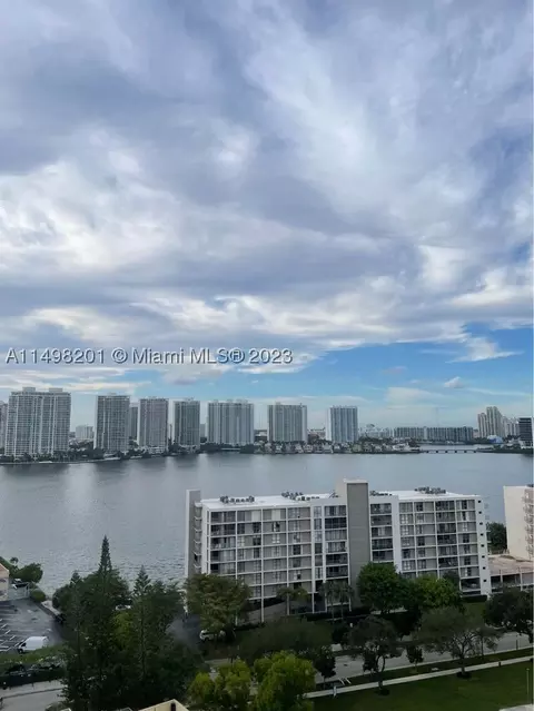 231 174th St #1703, Sunny Isles Beach, FL 33160